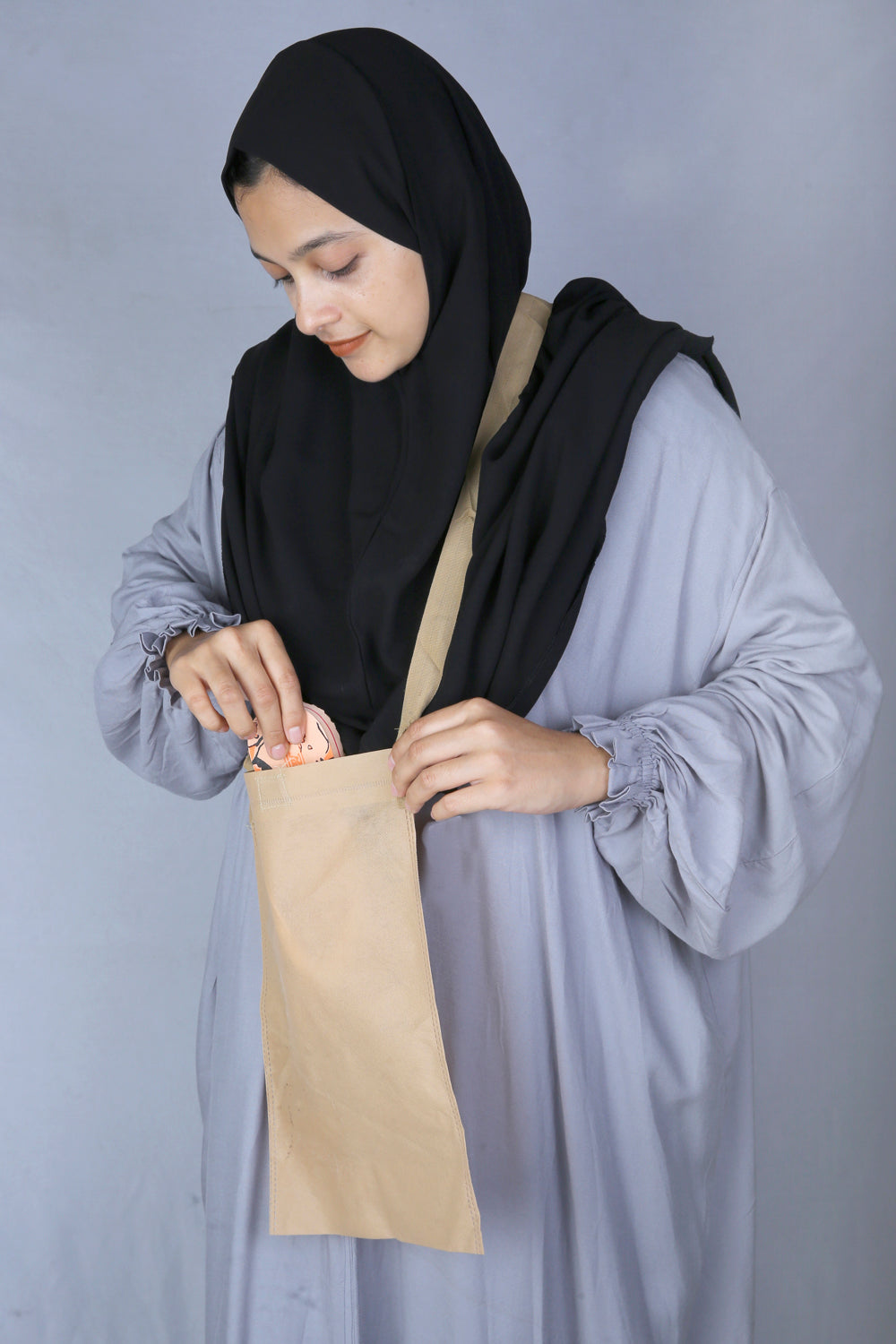 Side Shoulder Bag (Non-Woven Fabric) for Hajj & Umrah
